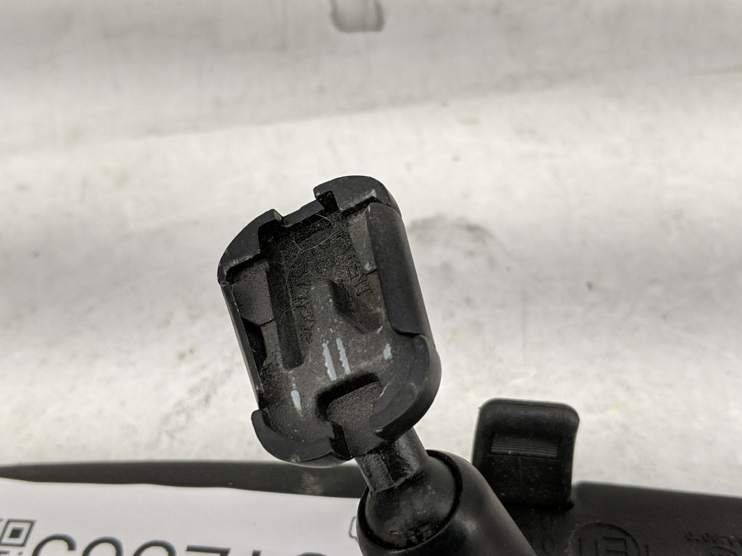 2009-2022 Honda Pilot Interior Rear View Mirror Replacement OEM P/N:E11015617 Fits OEM Used Auto Parts - Oemusedautoparts1.c