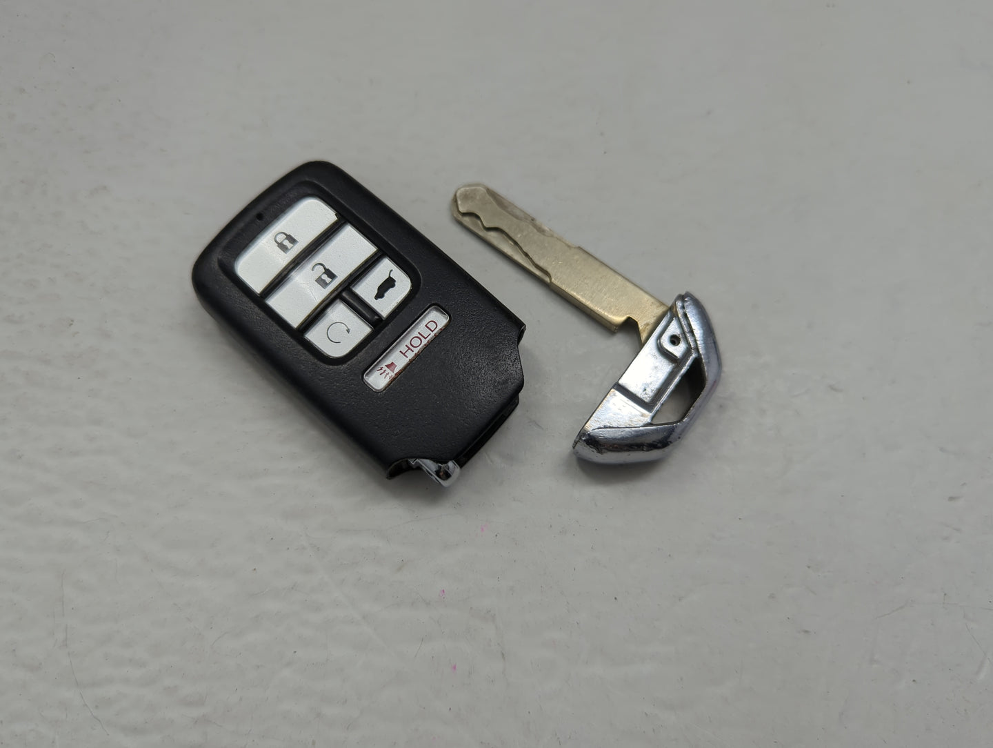 Honda Pilot Keyless Entry Remote Fob KR5T44 | KR5 T44 driver1 72147-TG7-AB1 - Oemusedautoparts1.com