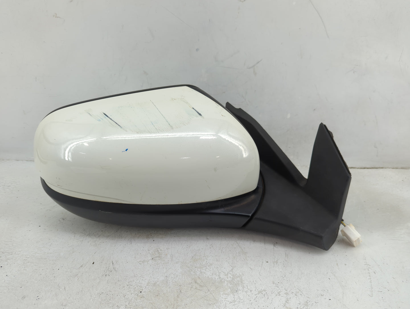 2019-2020 Honda Pilot Passenger Side View Mirror - Right Door Mirror OEM Used - Oemusedautoparts1.com