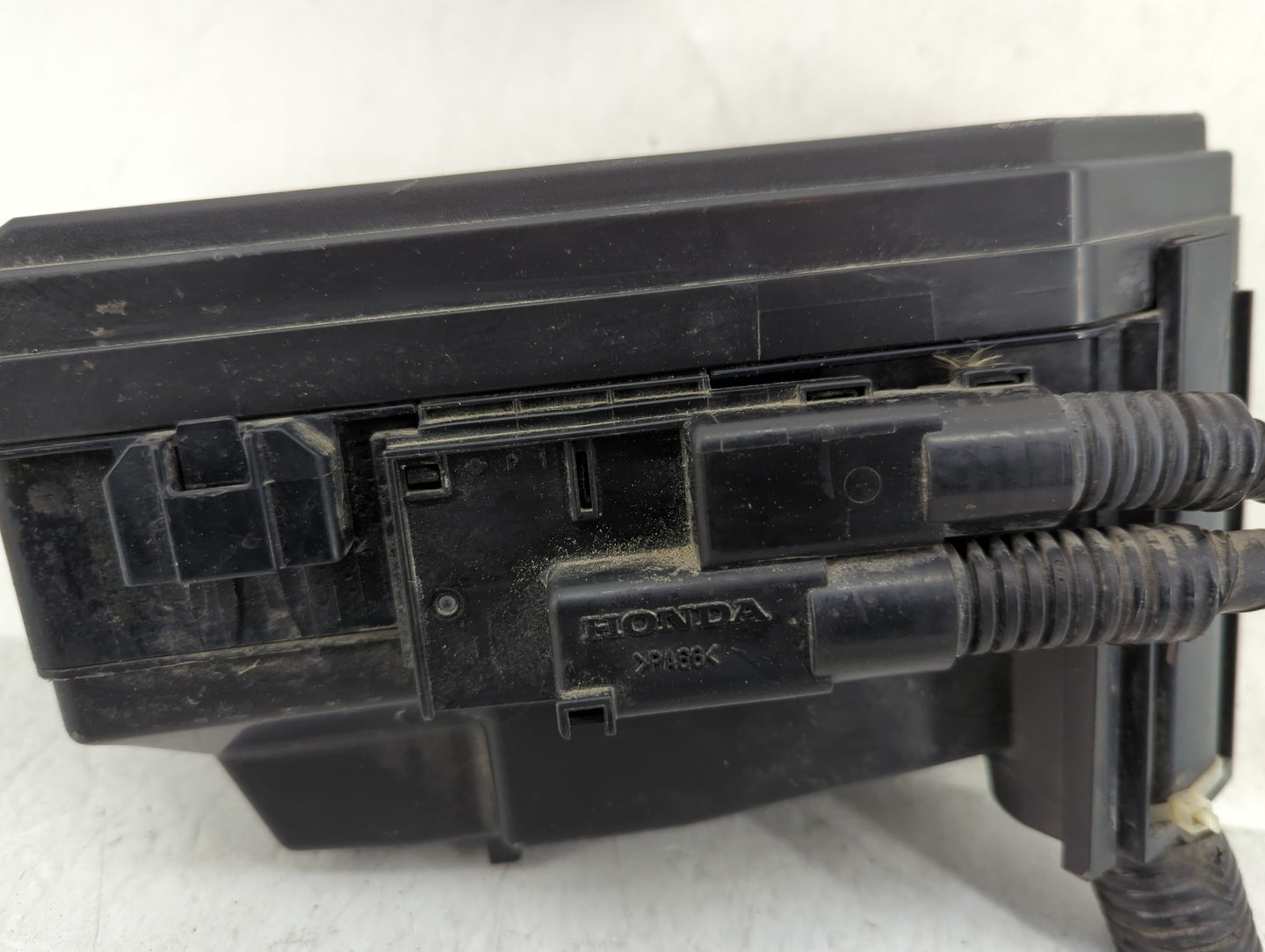 2019-2020 Honda Pilot Fusebox Fuse Box Panel Relay Module P/N:TG7 A010 A0 Fits Fits 2019 2020 OEM Used Auto Parts - Oemuseda