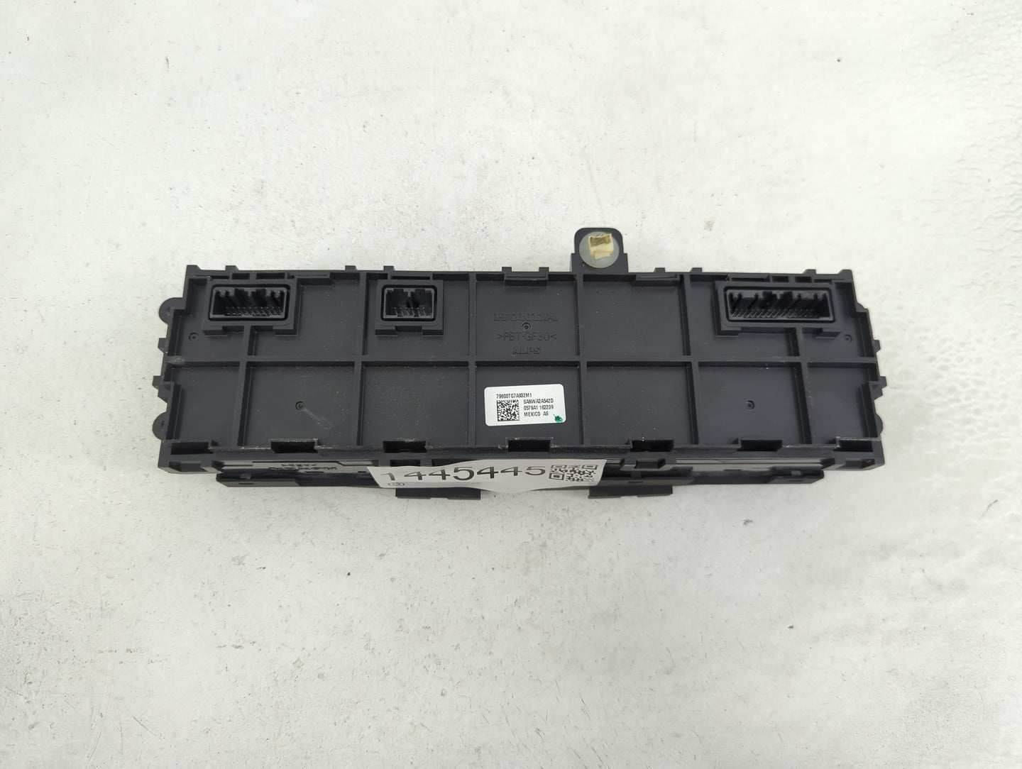 2019-2020 Honda Pilot Climate Control Module Temperature AC/Heater Replacement P/N:79600TG7A932M1 Fits Fits 2019 2020 OEM Us
