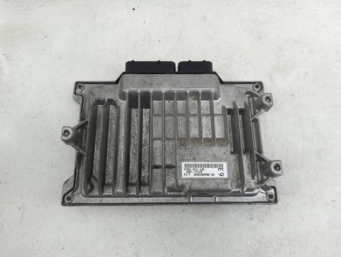 2018-2019 Honda Pilot PCM Engine Control Computer ECU ECM PCU OEM P/N:37820-RLV-L05 J620-111478 Fits Fits 2018 2019 OEM Used