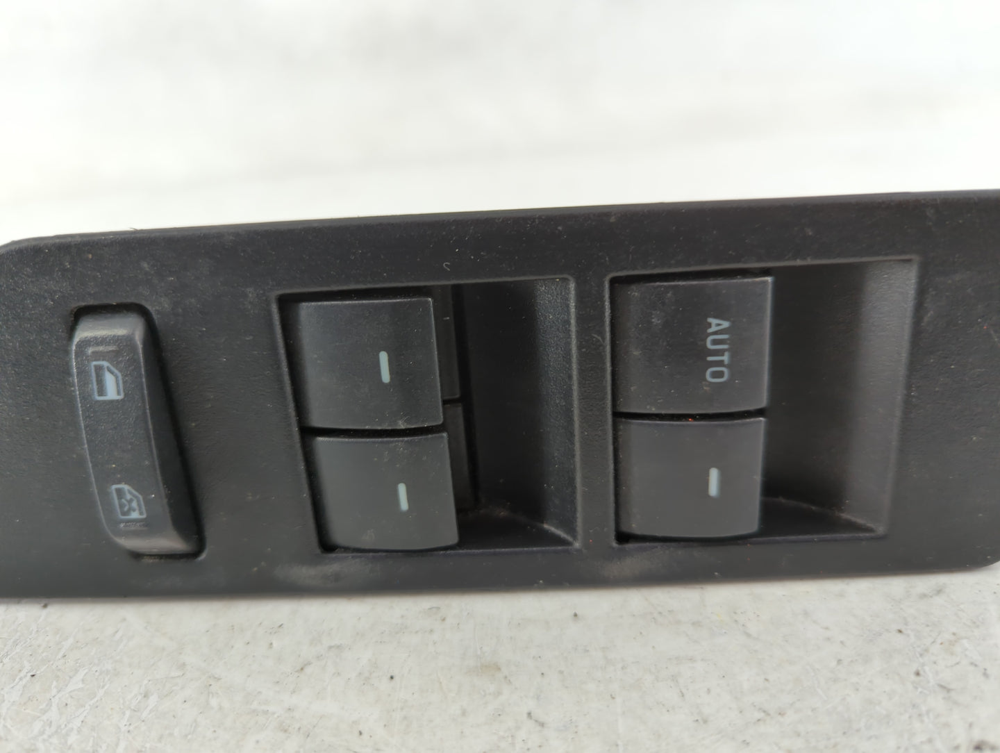 2019-2021 Honda Pilot Master Power Window Switch Replacement Driver Side Left P/N:BT4T-14540-AAW Fits Fits 2019 2020 2021 20