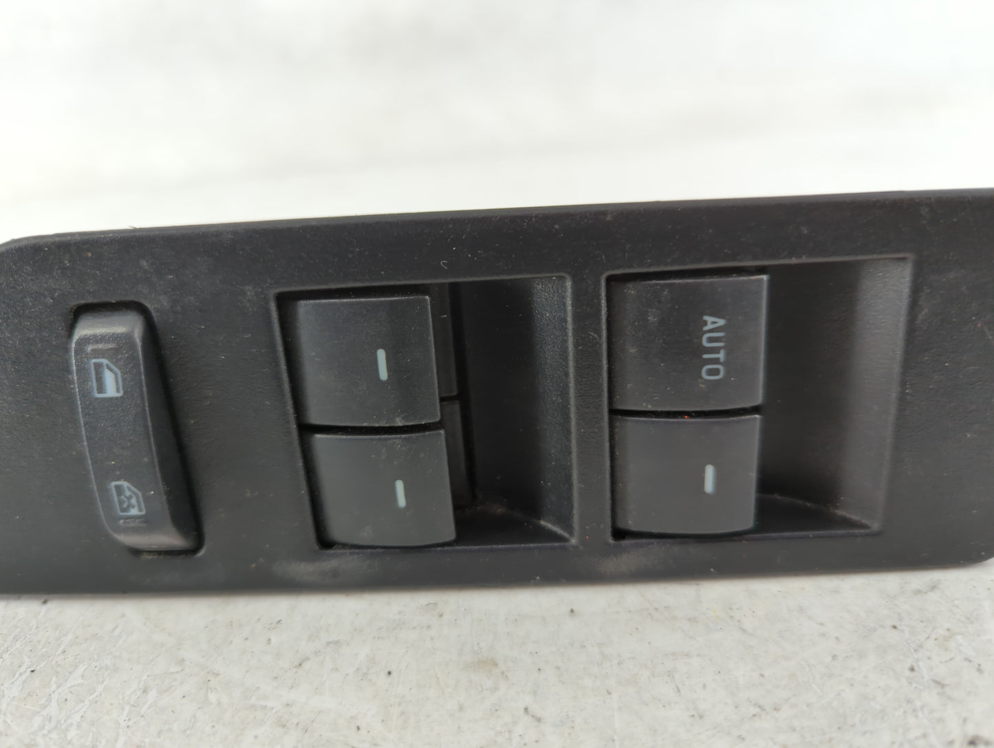2019-2021 Honda Pilot Master Power Window Switch Replacement Driver Side Left P/N:BT4T-14540-AAW Fits Fits 2019 2020 2021 20