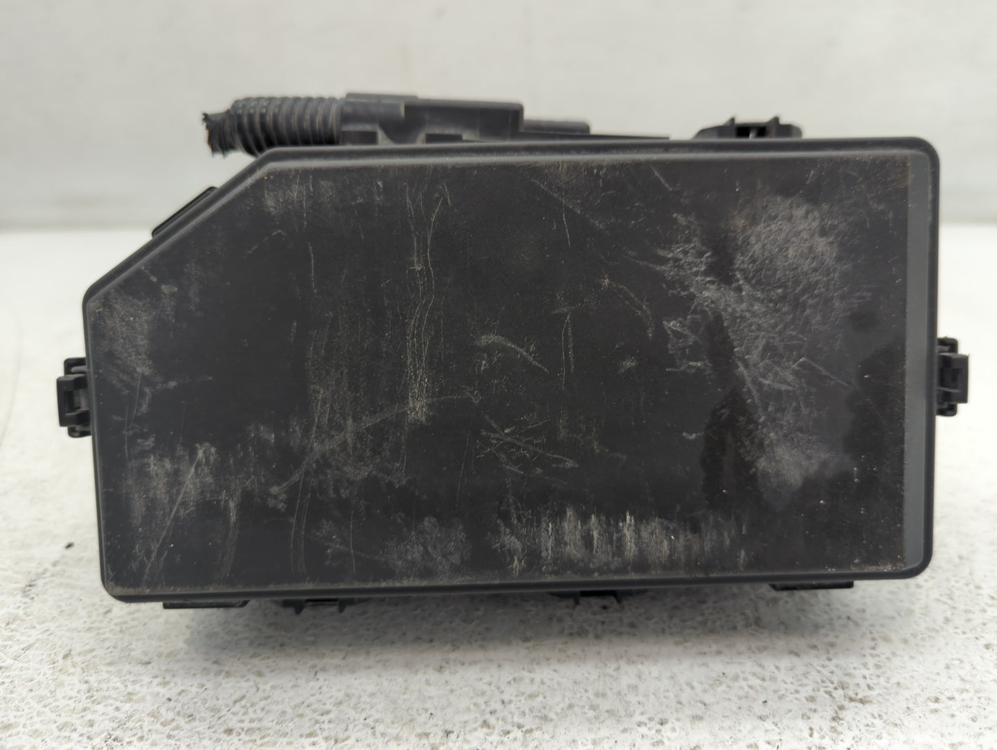 2019-2020 Honda Pilot Fusebox Fuse Box Panel Relay Module P/N:450720180820 Fits Fits 2019 2020 OEM Used Auto Parts - Oemused