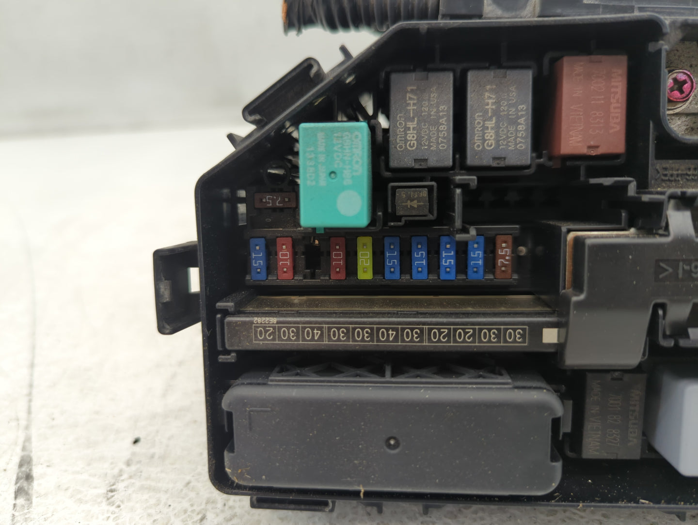 2019-2020 Honda Pilot Fusebox Fuse Box Panel Relay Module P/N:450720180820 Fits Fits 2019 2020 OEM Used Auto Parts - Oemused