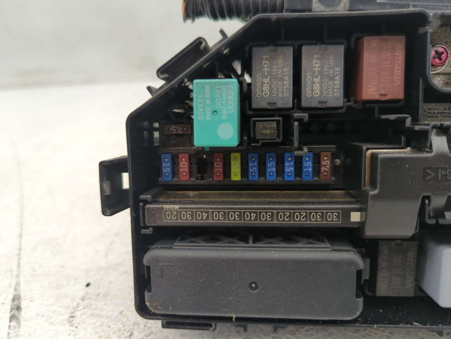 2019-2020 Honda Pilot Fusebox Fuse Box Panel Relay Module P/N:450720180820 Fits Fits 2019 2020 OEM Used Auto Parts - Oemused