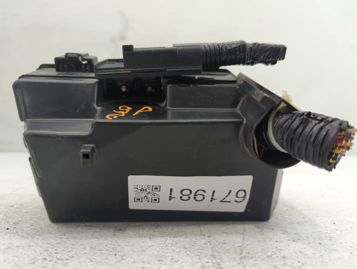 2019-2020 Honda Pilot Fusebox Fuse Box Panel Relay Module P/N:450720180820 Fits Fits 2019 2020 OEM Used Auto Parts - Oemused