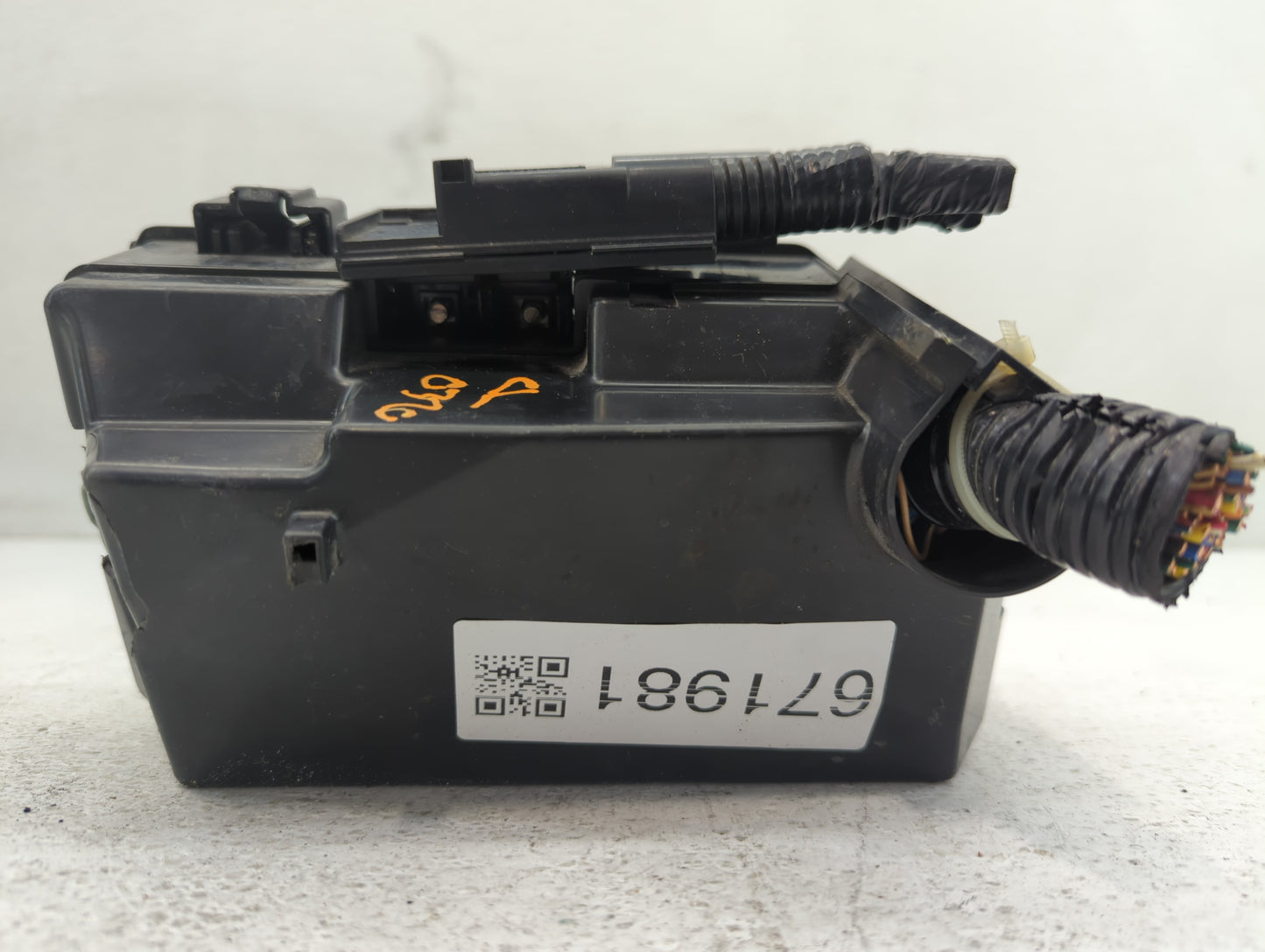 2019-2020 Honda Pilot Fusebox Fuse Box Panel Relay Module P/N:450720180820 Fits Fits 2019 2020 OEM Used Auto Parts - Oemused