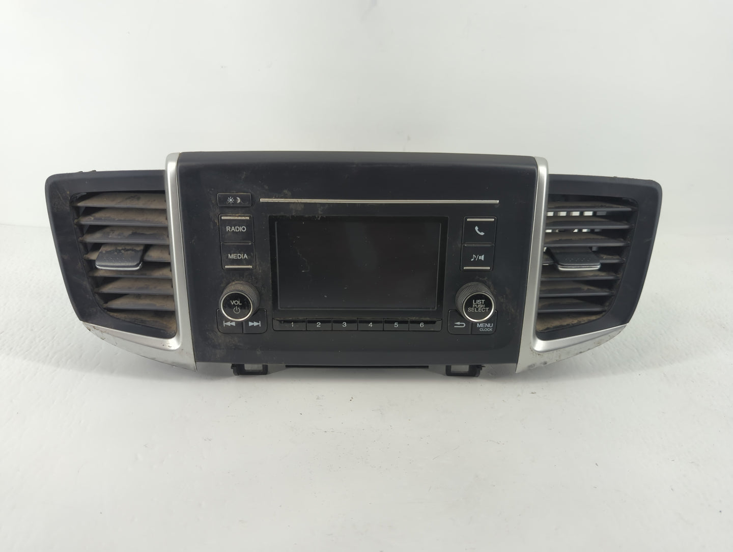2016-2019 Honda Pilot Am Fm Cd Player Radio Receiver - Oemusedautoparts1.com