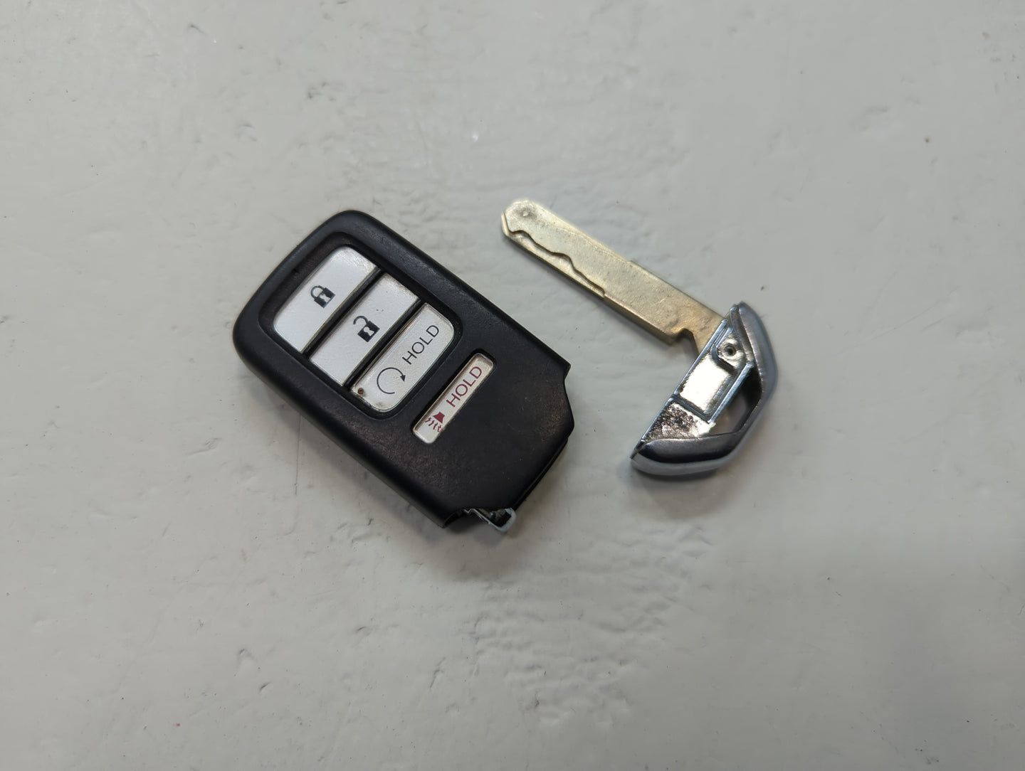 Honda Ridgeline Keyless Entry Remote Fob KR5V2X driver1 A2C97488500 4 buttons - Oemusedautoparts1.com
