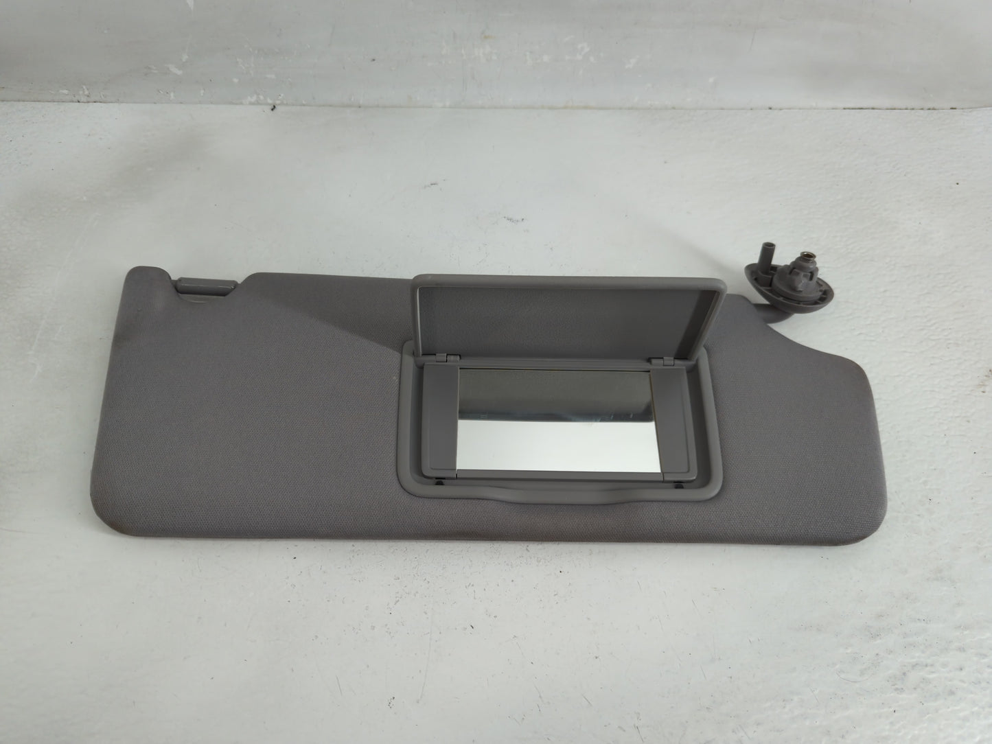 2017-2019 Honda Ridgeline Sun Visor Shade Replacement Passenger Right Mirror Fits Fits 2017 2018 2019 OEM Used Auto Parts - 