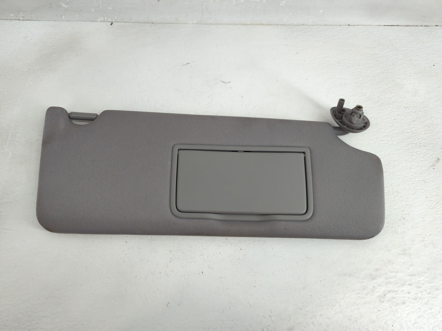 2017-2019 Honda Ridgeline Sun Visor Shade Replacement Passenger Right Mirror Fits Fits 2017 2018 2019 OEM Used Auto Parts - 