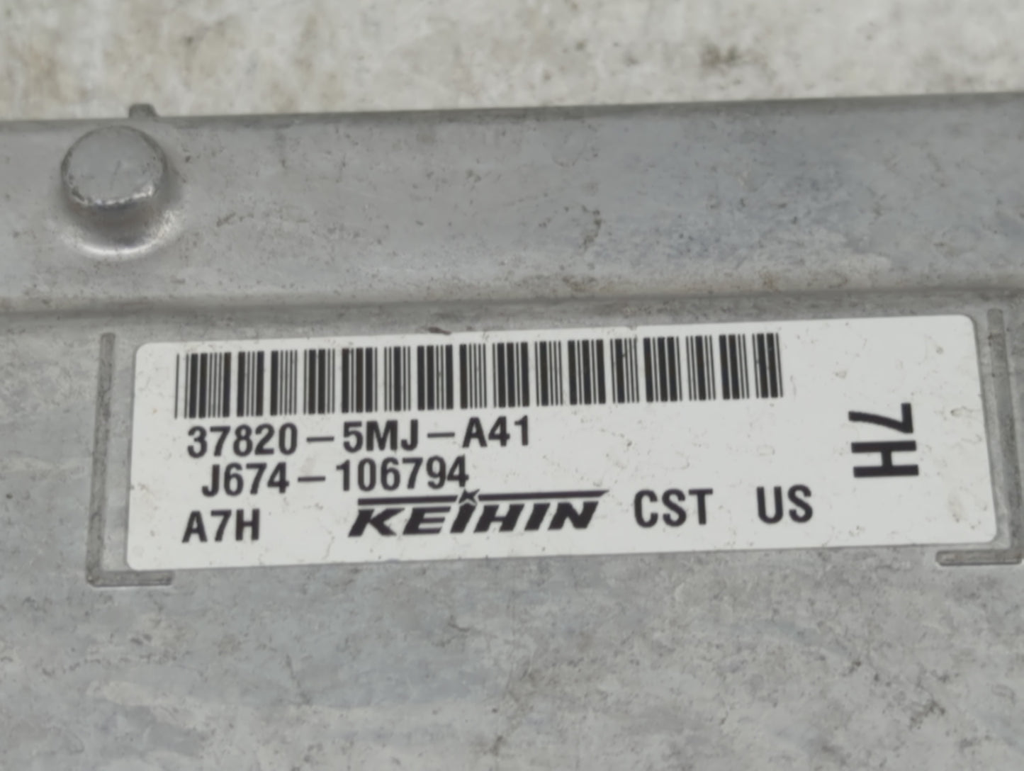 2019 Honda Ridgeline PCM Engine Control Computer ECU ECM PCU OEM P/N:37820-5MJ-A41 Fits OEM Used Auto Parts - Oemusedautopar