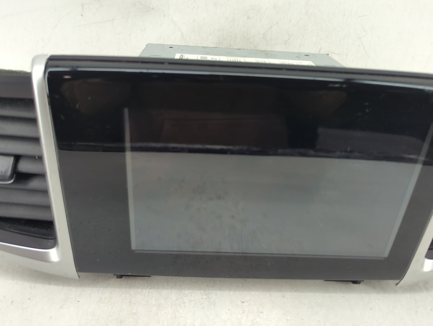 2019 Honda Ridgeline Radio AM FM Cd Player Receiver Replacement Fits OEM Used Auto Parts - Oemusedautoparts1.com