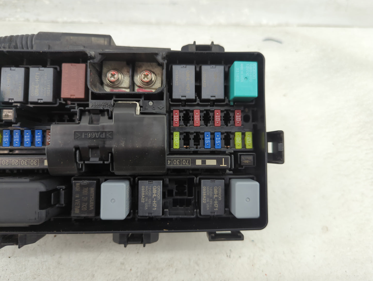 2017-2019 Honda Ridgeline Fusebox Fuse Box Panel Relay Module P/N:T6Z A010 Fits Fits 2017 2018 2019 OEM Used Auto Parts - Oe