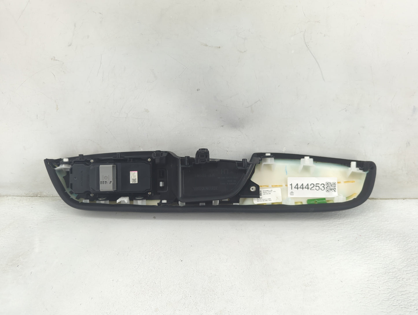 2017-2022 Honda Ridgeline Master Power Window Switch Replacement Driver Side Left P/N:83591T6ZA011585 Fits OEM Used Auto Par