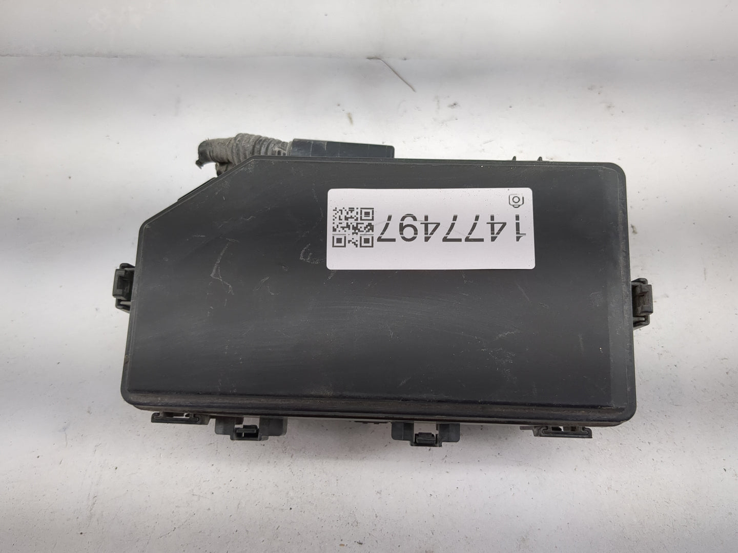 2017-2019 Honda Ridgeline Fusebox Fuse Box Panel Relay Module P/N:37820180612 Fits Fits 2017 2018 2019 OEM Used Auto Parts -