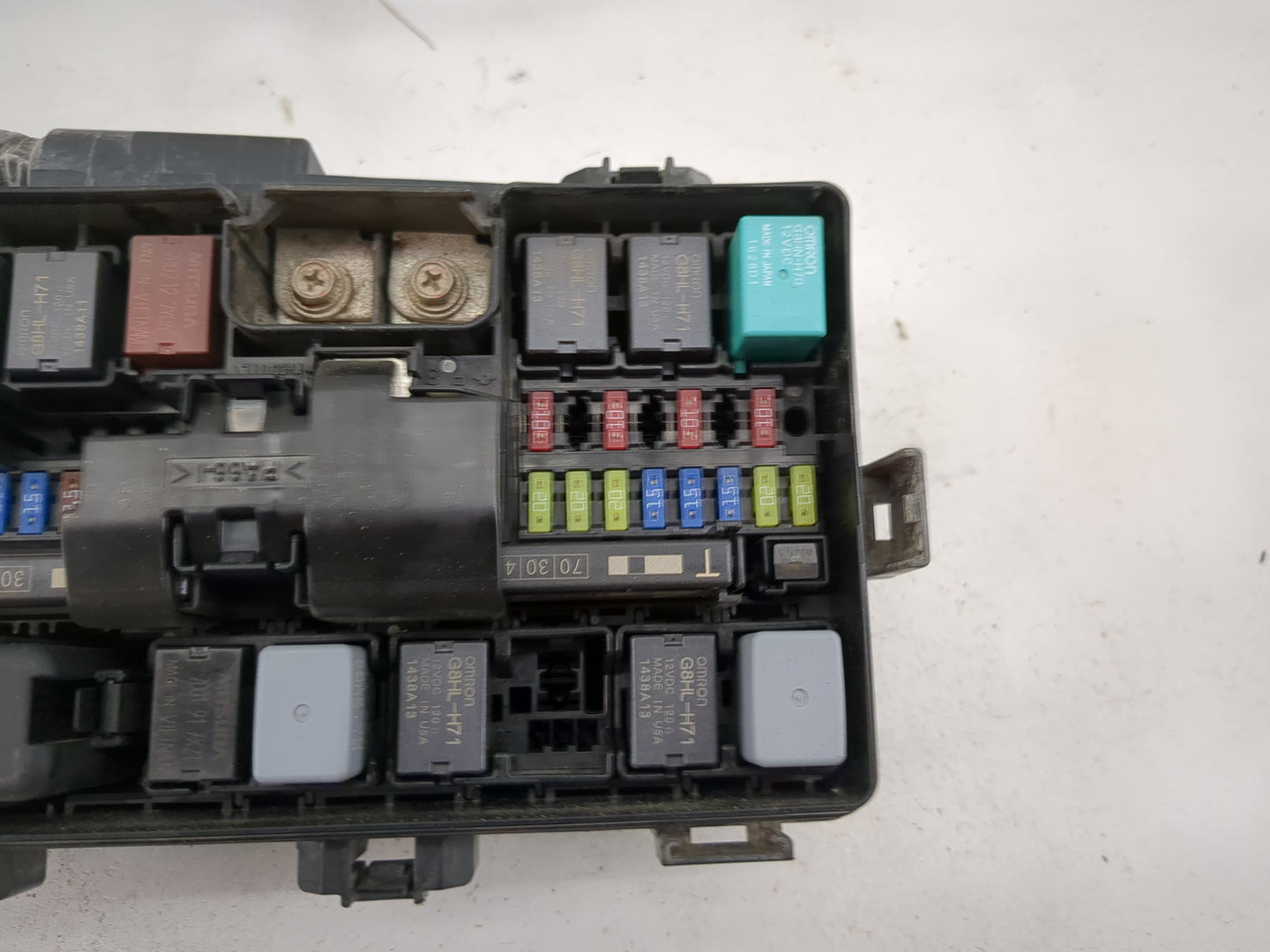 2017-2019 Honda Ridgeline Fusebox Fuse Box Panel Relay Module P/N:37820180612 Fits Fits 2017 2018 2019 OEM Used Auto Parts -