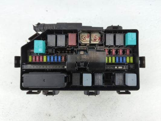 2017-2019 Honda Ridgeline Fusebox Fuse Box Panel Relay Module P/N:380RD037EY 180419 T6Z A010 A0 Fits Fits 2017 2018 2019 OEM Used Auto Parts