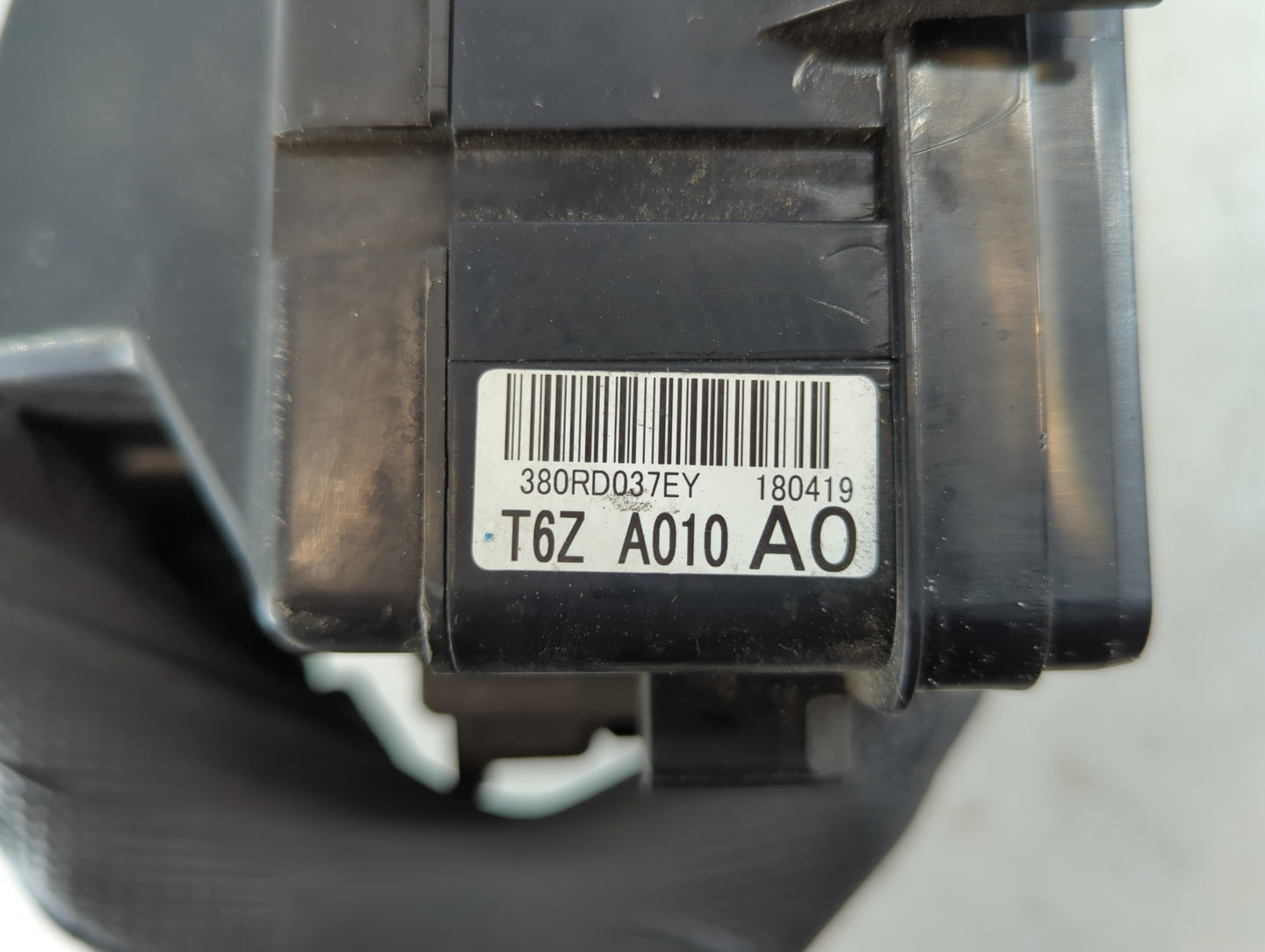 2017-2019 Honda Ridgeline Fusebox Fuse Box Panel Relay Module P/N:380RD037EY 180419 T6Z A010 A0 Fits Fits 2017 2018 2019 OEM