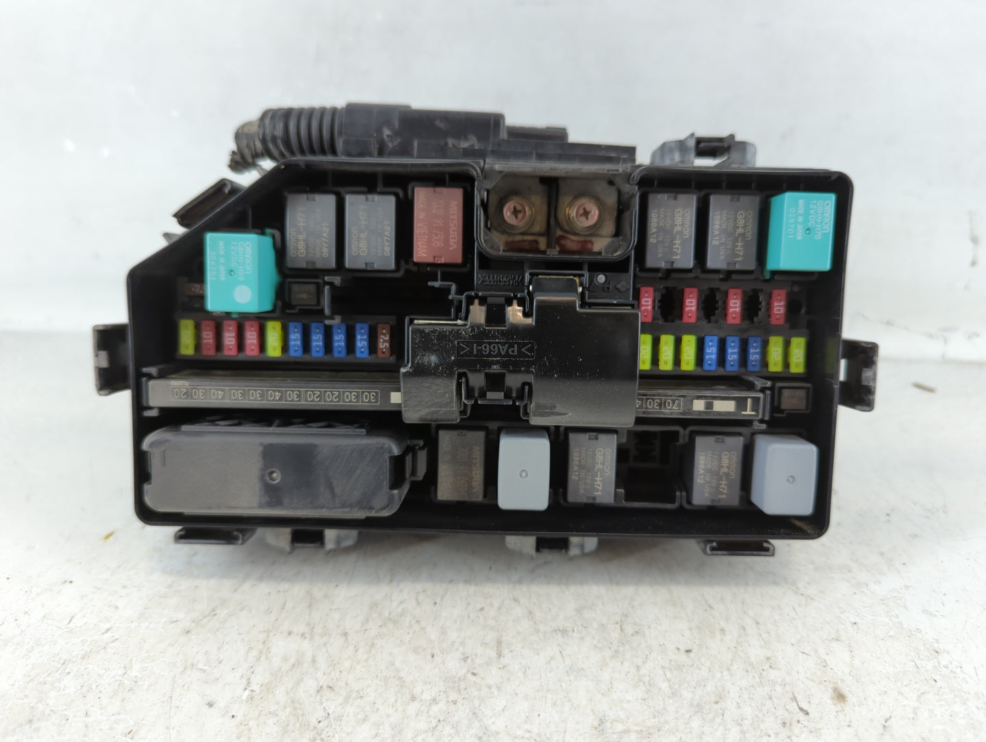 2017-2019 Honda Ridgeline Fusebox Fuse Box Panel Relay Module P/N:T6Z A010 AO Fits Fits 2017 2018 2019 OEM Used Auto Parts -