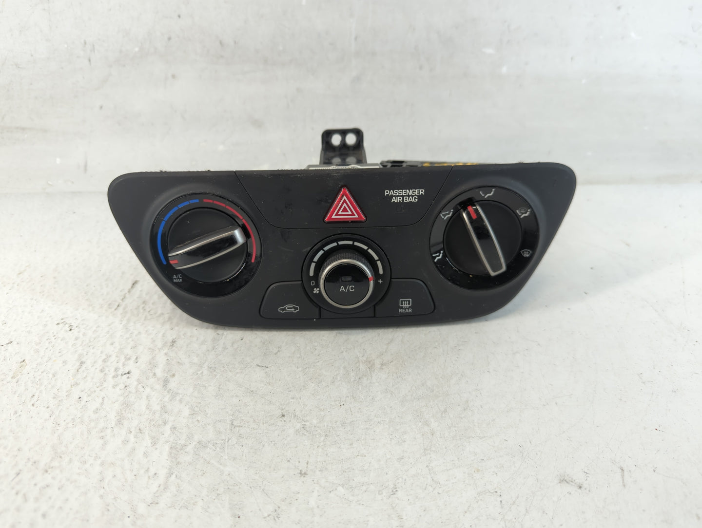 2018-2022 Hyundai Accent Climate Control Module Temperature AC/Heater Replacement P/N:Q029000M 97250J0000RDR Fits OEM Used A