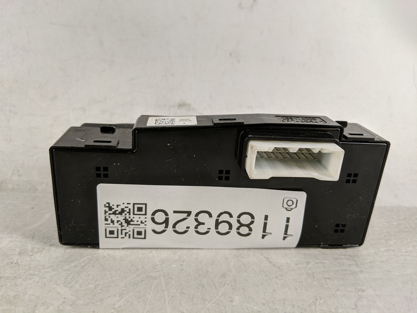 2018-2022 Hyundai Accent Master Power Window Switch Replacement Driver Side Left P/N:180926 299174009 Fits OEM Used Auto Par