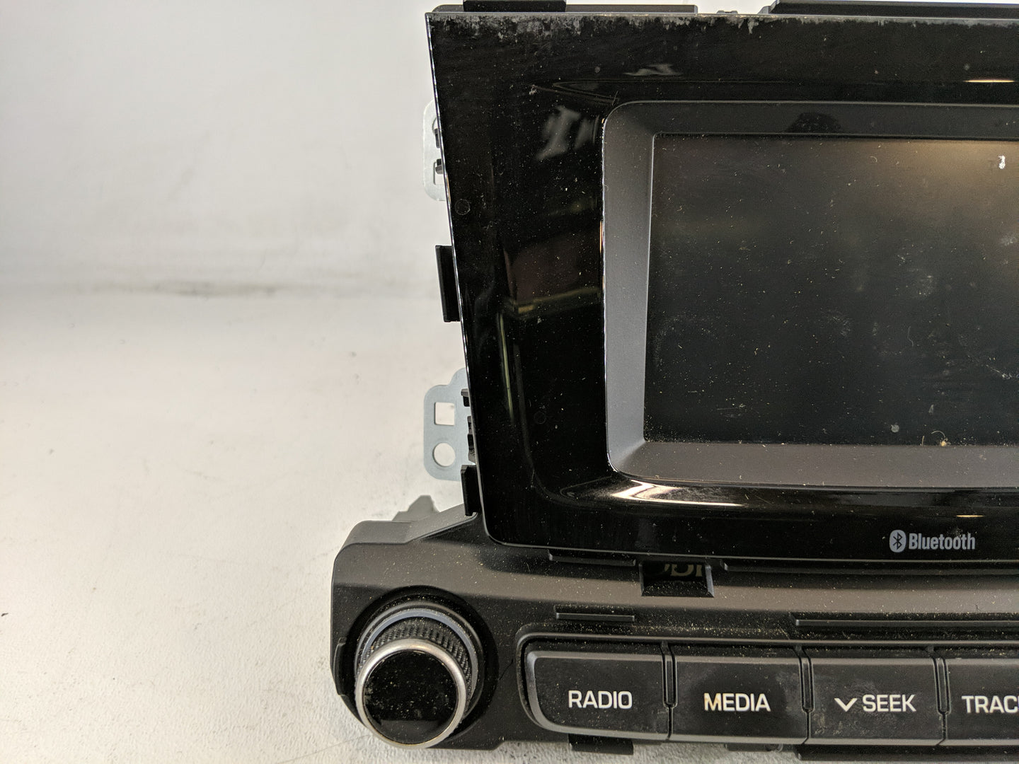 2018-2022 Hyundai Accent Radio AM FM Cd Player Receiver Replacement P/N:96180-J0060URD Fits Fits 2018 2019 2020 2021 2022 OE