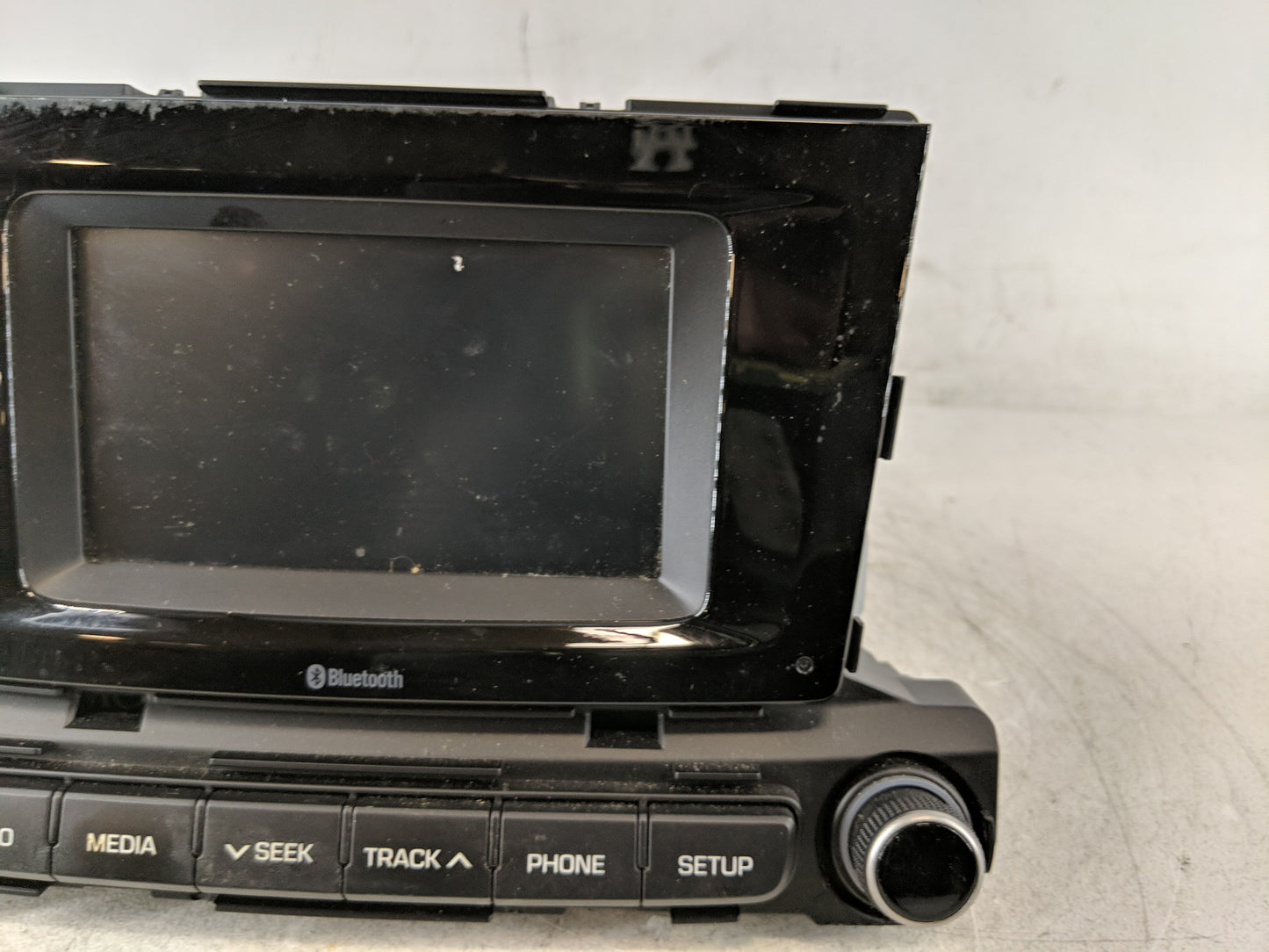 2018-2022 Hyundai Accent Radio AM FM Cd Player Receiver Replacement P/N:96180-J0060URD Fits Fits 2018 2019 2020 2021 2022 OE