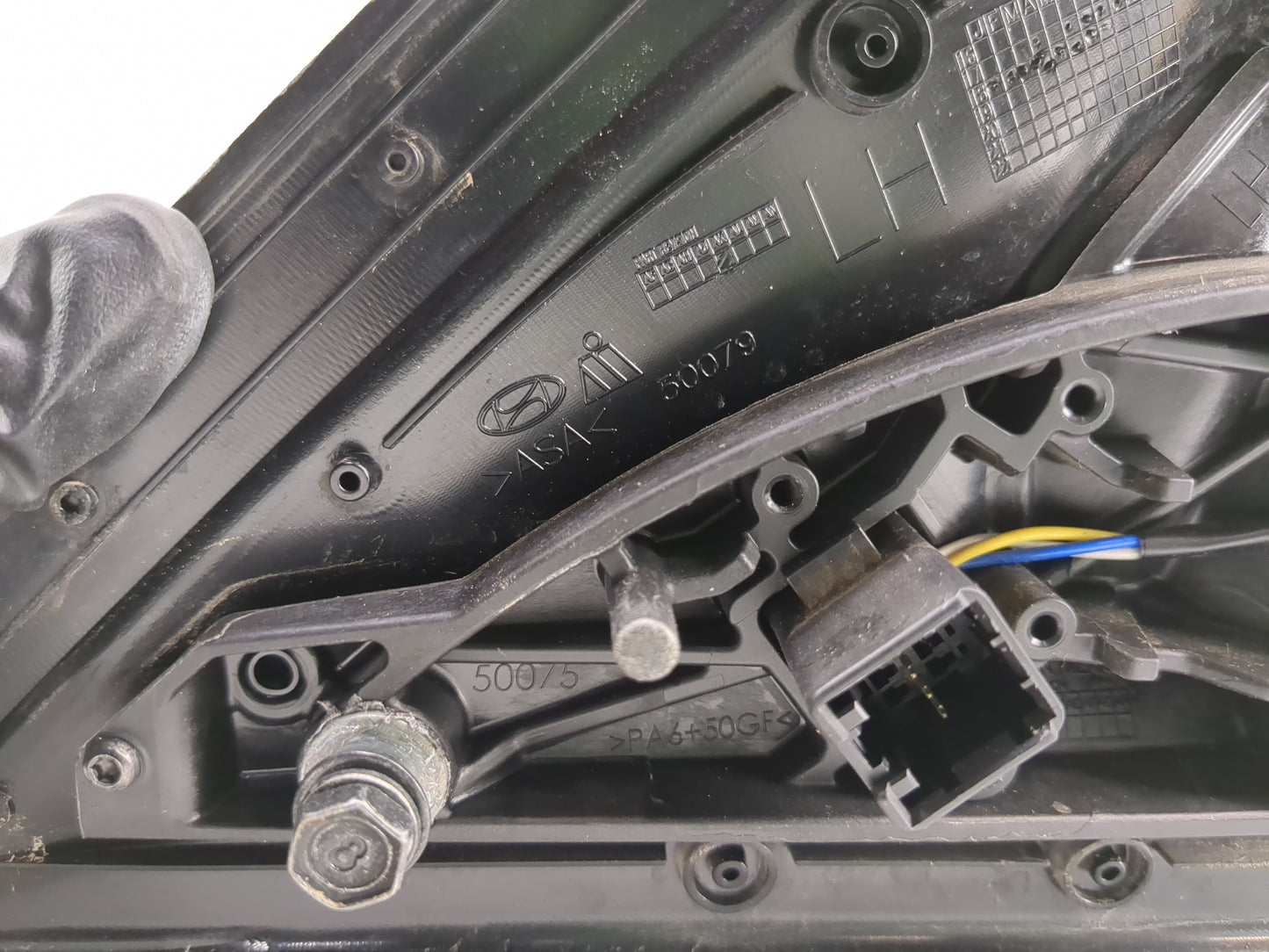 2018-2022 Hyundai Accent Side Mirror Replacement Driver Left View Door Mirror P/N:E1146R-048757 Fits Fits 2018 2019 2020 202