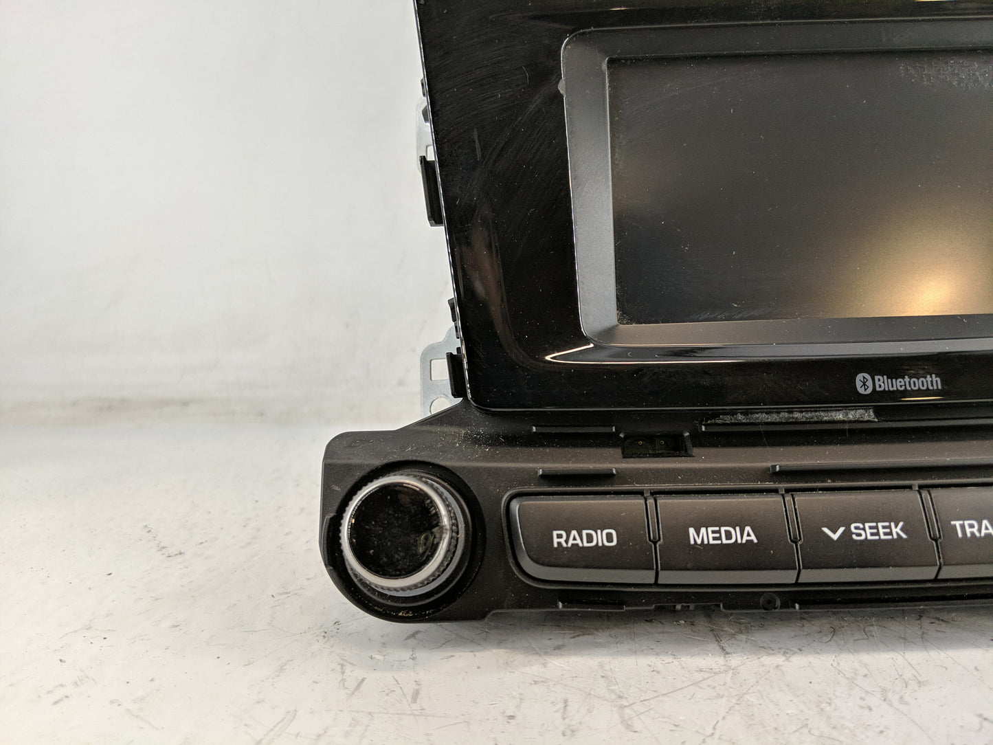 2018-2022 Hyundai Accent Radio AM FM Cd Player Receiver Replacement P/N:96180-J0060URD Fits Fits 2018 2019 2020 2021 2022 OE