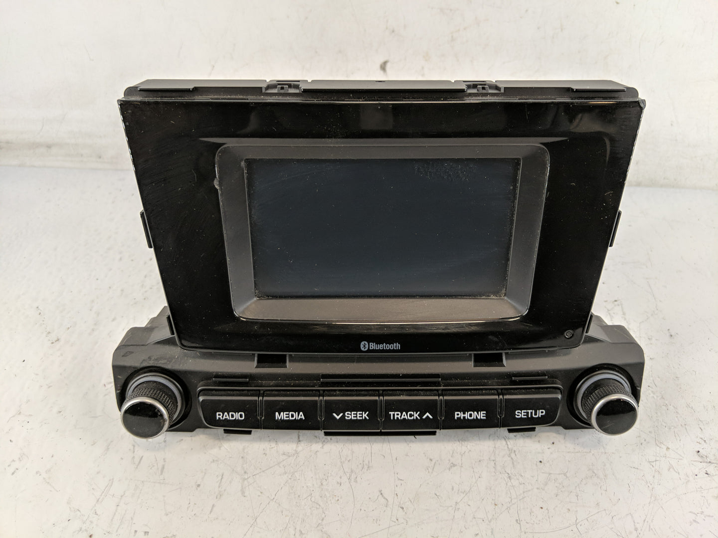 2018-2022 Hyundai Accent Radio AM FM Cd Player Receiver Replacement P/N:96180-J0060URD Fits Fits 2018 2019 2020 2021 2022 OE