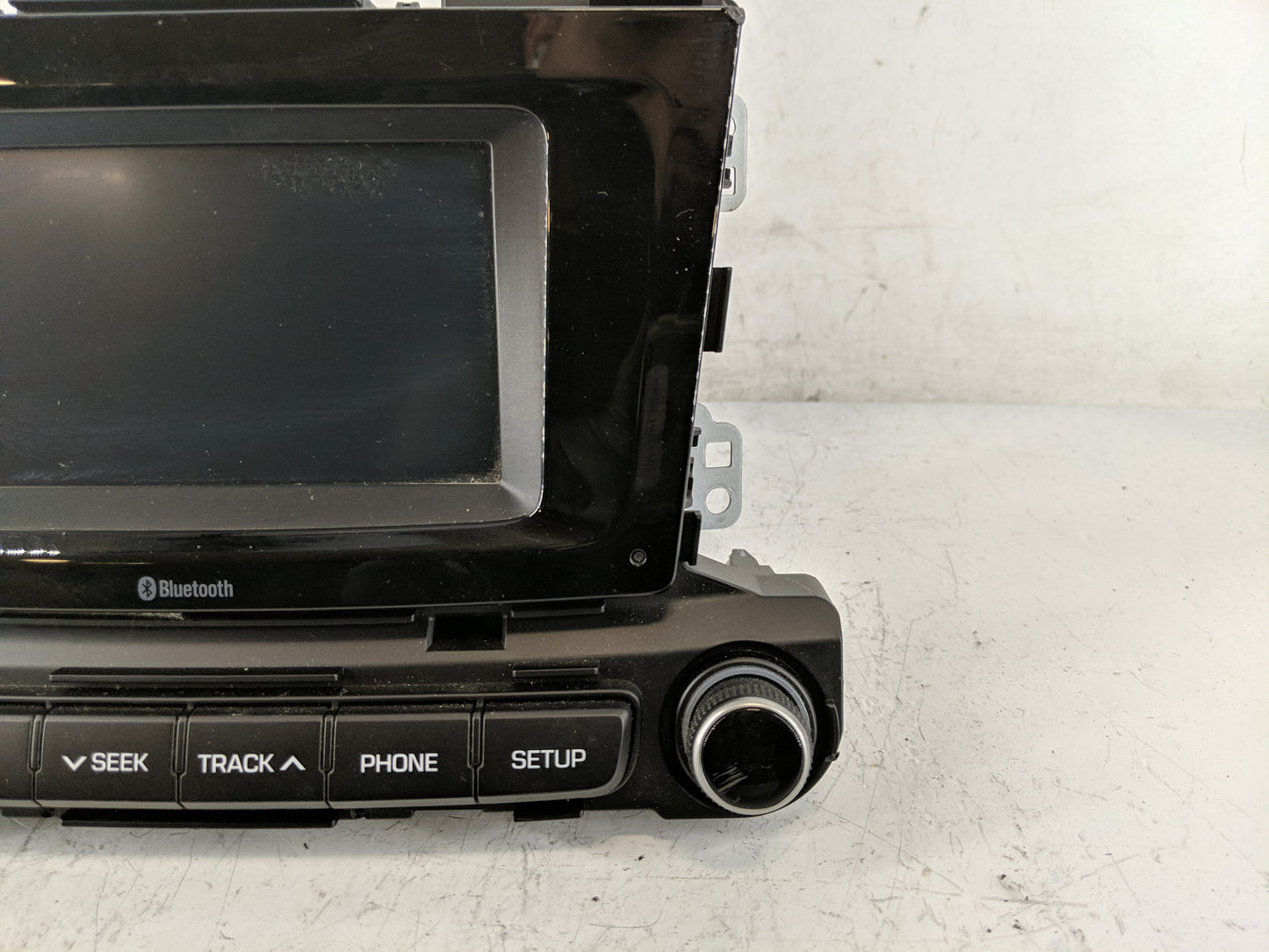 2018-2022 Hyundai Accent Radio AM FM Cd Player Receiver Replacement P/N:96180-J0060URD Fits Fits 2018 2019 2020 2021 2022 OE