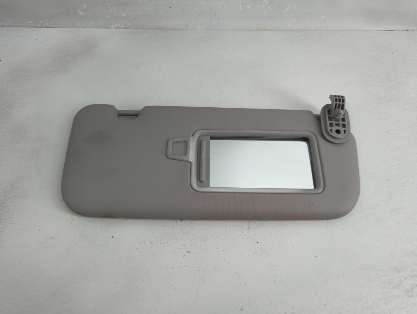 2018-2022 Hyundai Accent Sun Visor Shade Replacement Passenger Right Mirror Fits Fits 2018 2019 2020 2021 2022 OEM Used Auto