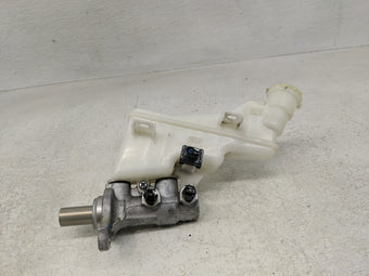 compare product 2018-2019 Hyundai Accent Brake Master Cylinder 1302368