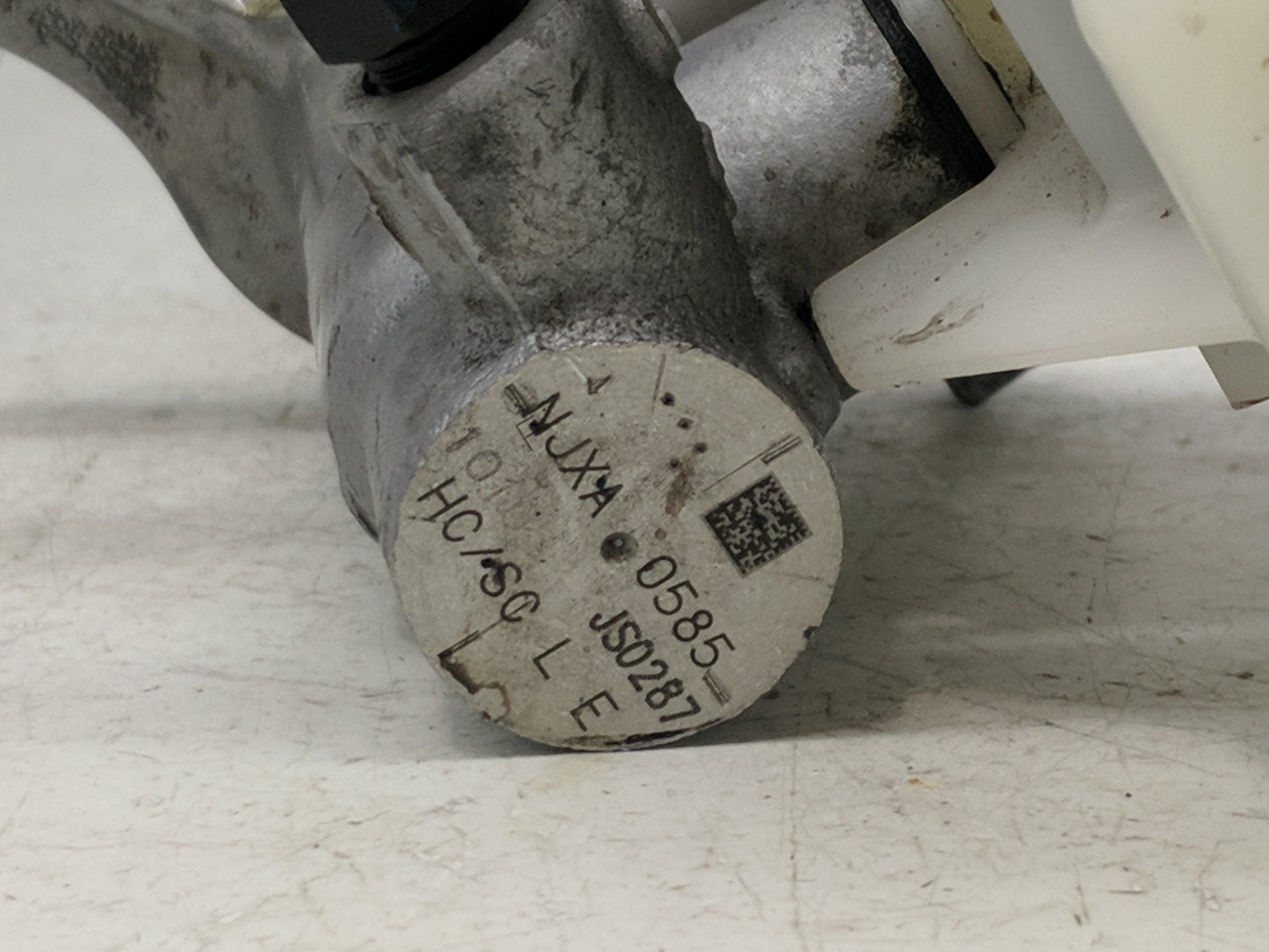 2018-2019 Hyundai Accent Brake Master Cylinder 1302368 - Oemusedautoparts1.com