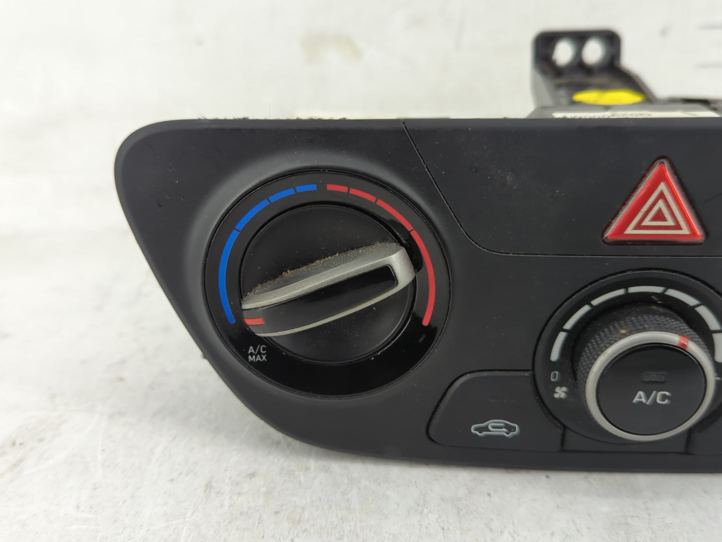 2018-2022 Hyundai Accent Climate Control Module Temperature AC/Heater Replacement P/N:97250J0000RDR Q029000M Fits OEM Used A