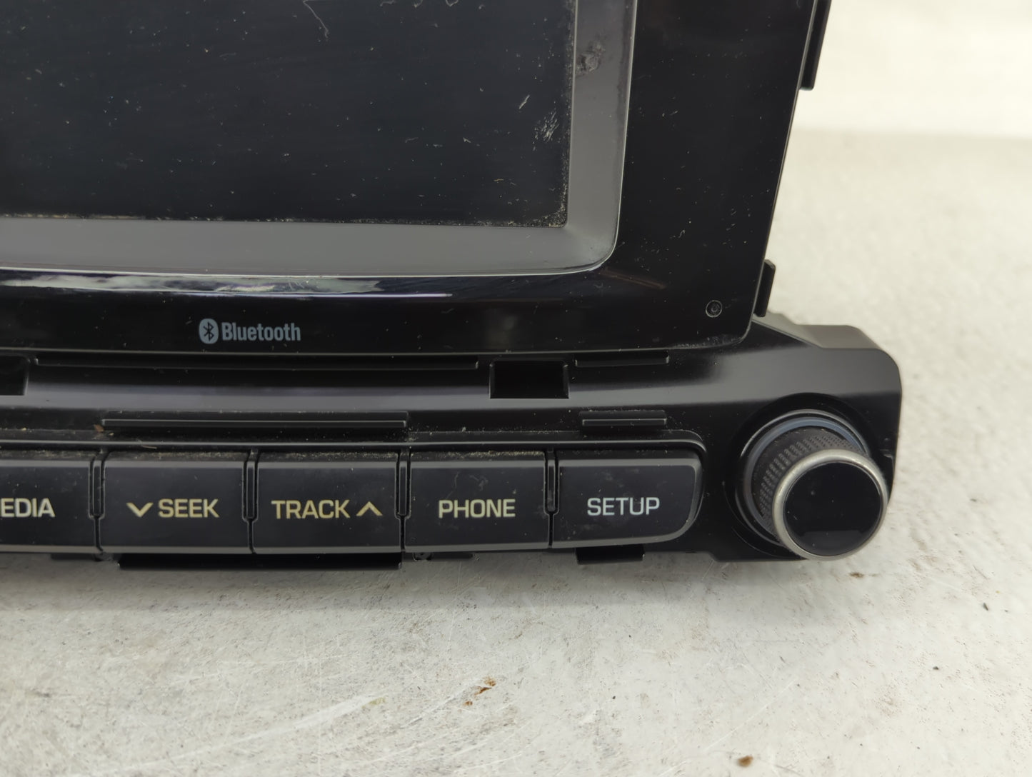 2018-2022 Hyundai Accent Radio AM FM Cd Player Receiver Replacement P/N:96180-J0060URD Fits Fits 2018 2019 2020 2021 2022 OE