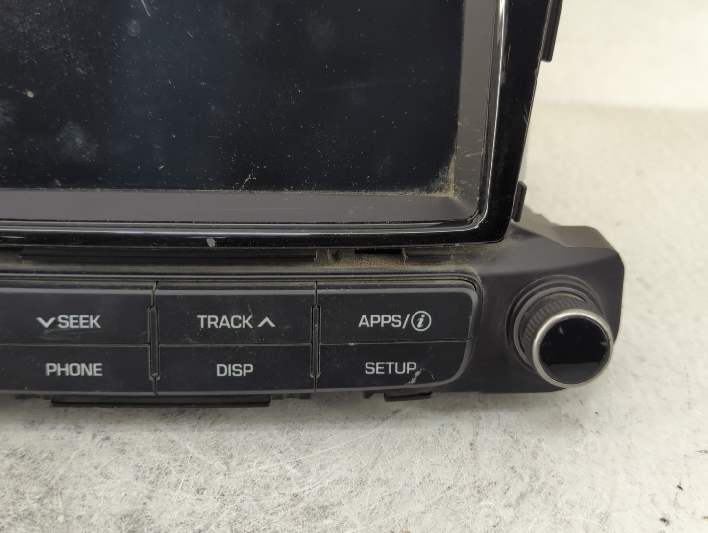 2018-2020 Hyundai Accent Radio AM FM Cd Player Receiver Replacement Fits Fits 2018 2019 2020 OEM Used Auto Parts - Oemusedau
