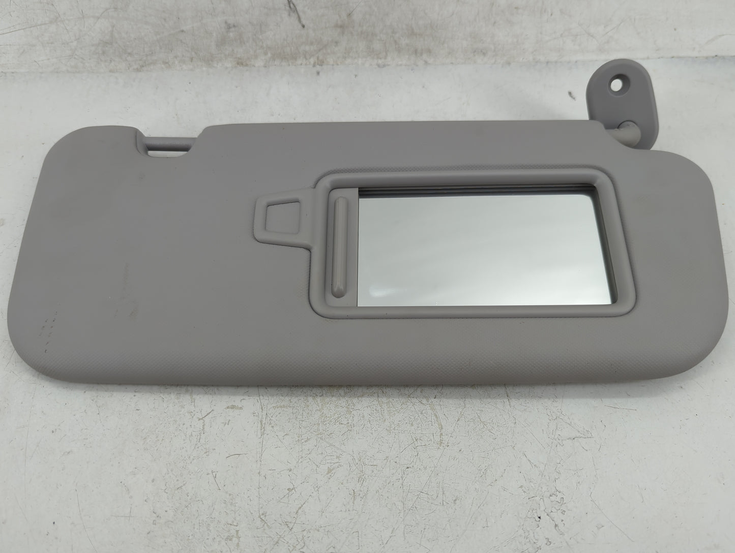 2018-2022 Hyundai Accent Sun Visor Shade Replacement Passenger Right Mirror Fits Fits 2018 2019 2020 2021 2022 OEM Used Auto