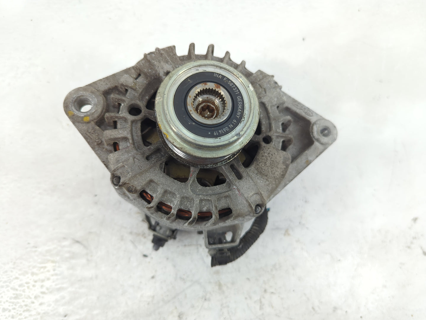 2018-2019 Hyundai Accent Alternator Replacement Generator Charging Assembly Engine OEM P/N:2626125 37300-2B970 Fits Fits 201