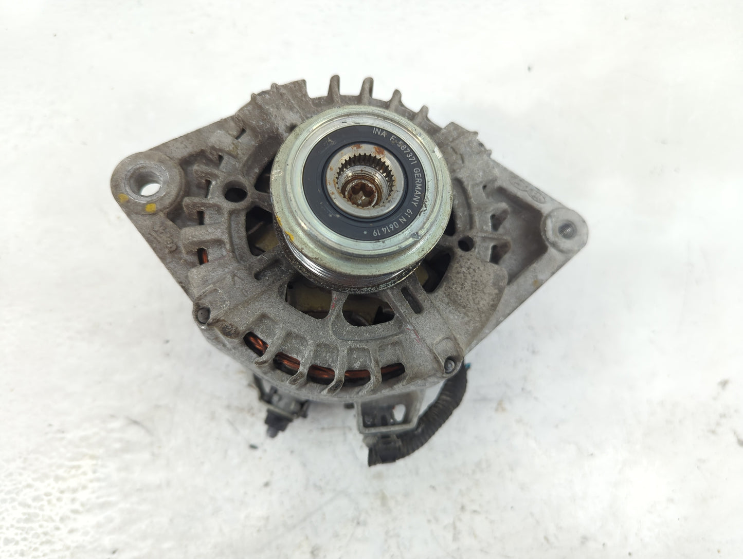 2018-2019 Hyundai Accent Alternator Replacement Generator Charging Assembly Engine OEM P/N:2626125 37300-2B970 Fits Fits 201