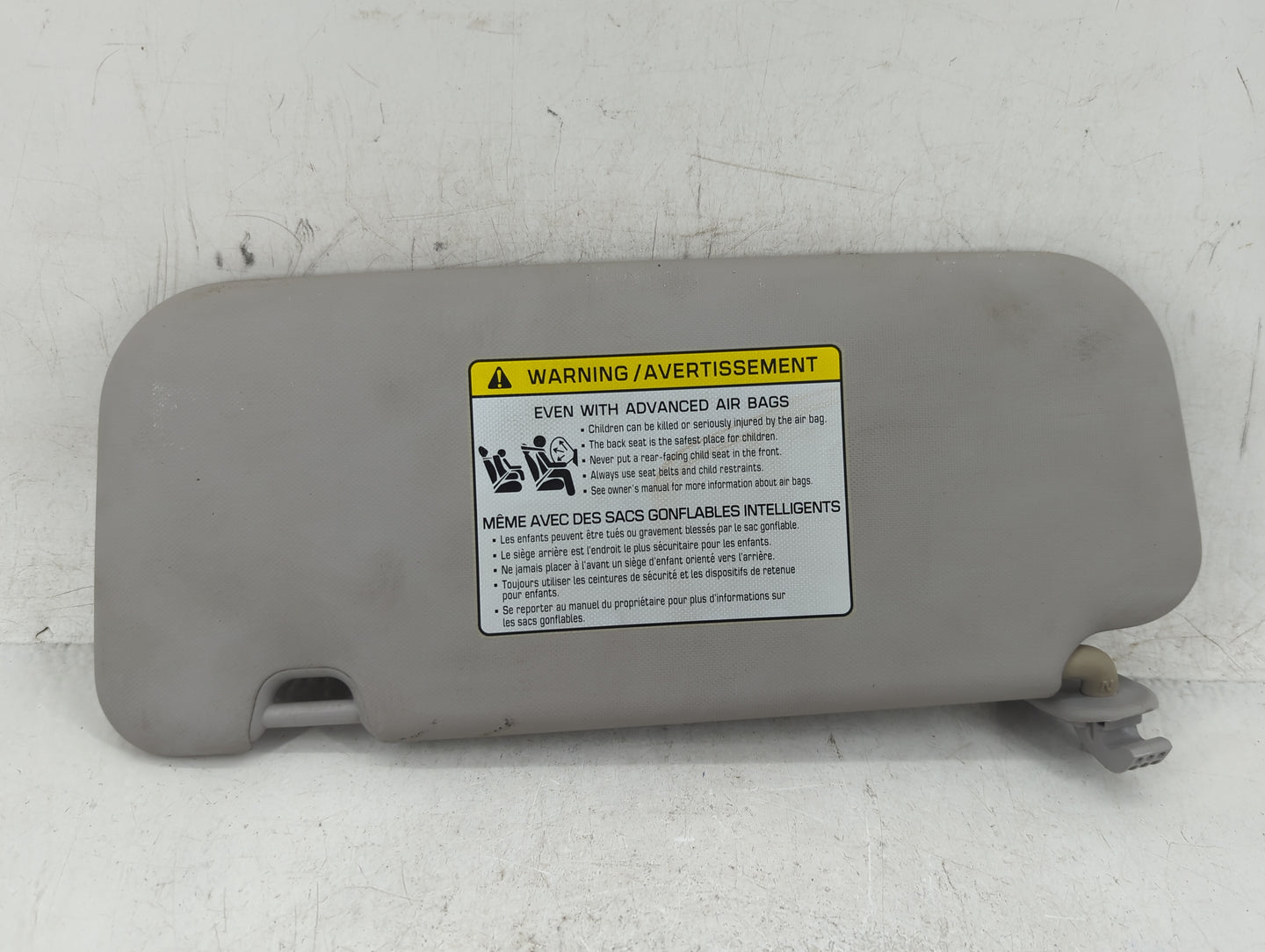 2018-2022 Hyundai Accent Sun Visor Shade Replacement Passenger Right Mirror Fits Fits 2018 2019 2020 2021 2022 OEM Used Auto