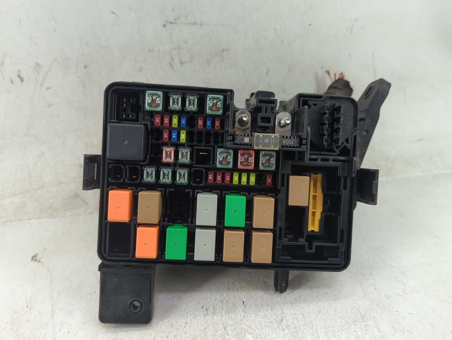 2018-2019 Hyundai Accent Fusebox Fuse Box Panel Relay Module P/N:91950-J0300 Fits Fits 2018 2019 OEM Used Auto Parts - Oemus