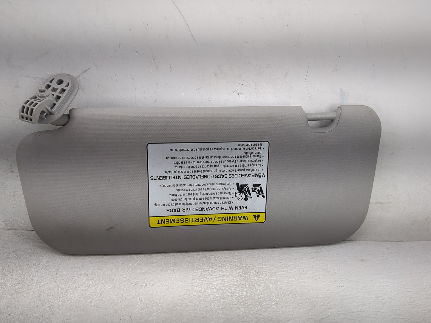2018-2022 Hyundai Accent Sun Visor Shade Replacement Passenger Right Mirror Fits Fits 2018 2019 2020 2021 2022 OEM Used Auto