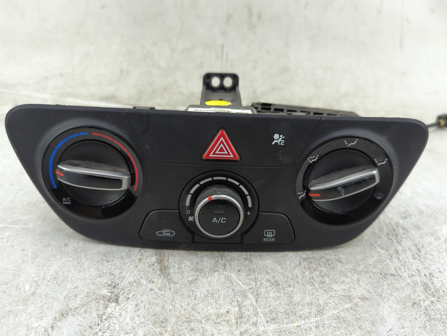 2018-2020 Hyundai Accent Climate Control Module Temperature AC/Heater Replacement P/N:97250J0020RDR Q029002M Fits OEM Used A