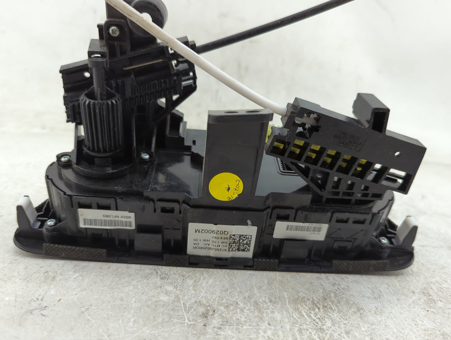 2018-2020 Hyundai Accent Climate Control Module Temperature AC/Heater Replacement P/N:97250J0020RDR Q029002M Fits OEM Used A