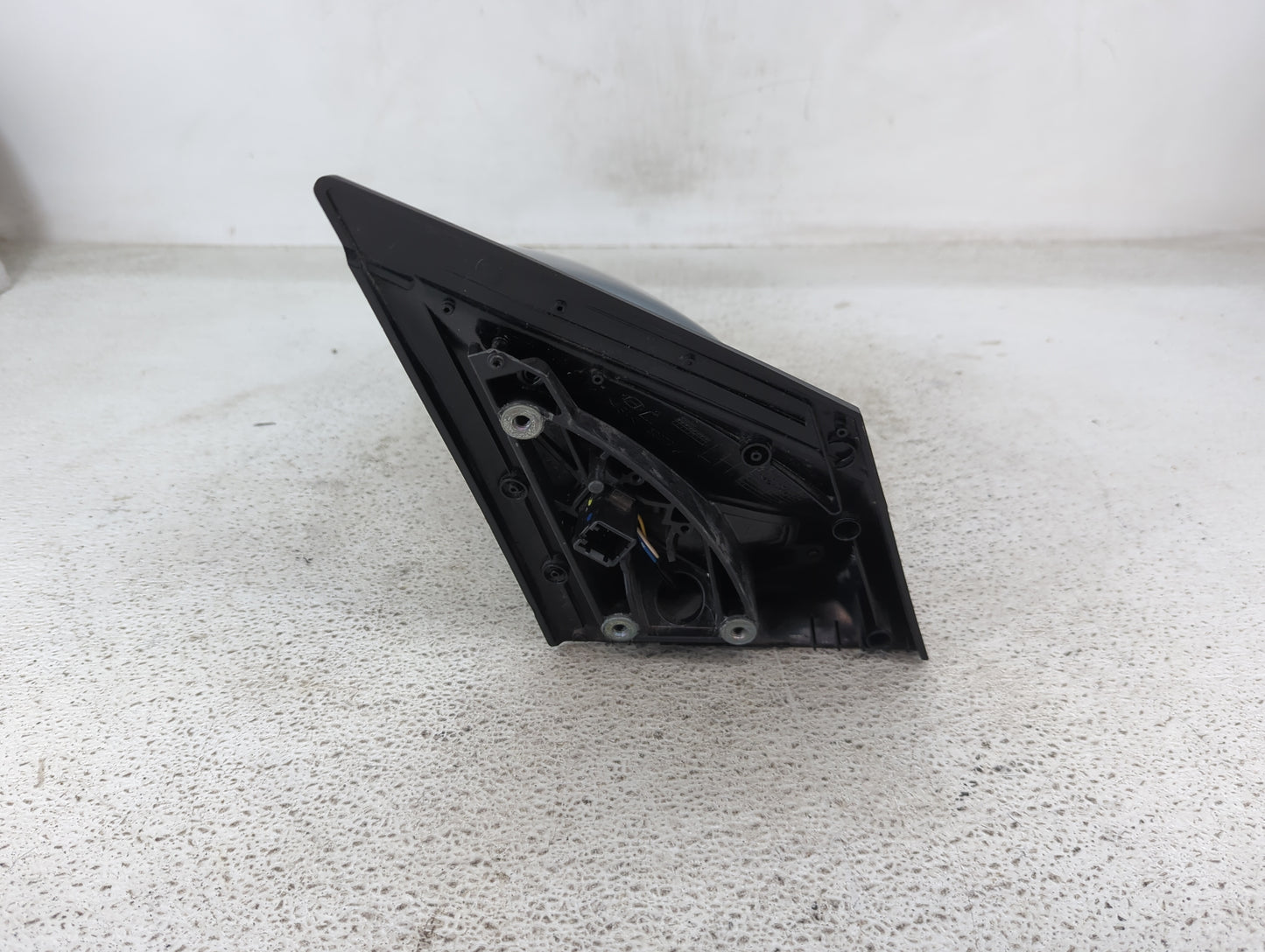 2018-2022 Hyundai Accent Driver Side View Mirror - Left Door Mirror OEM Used - Oemusedautoparts1.com