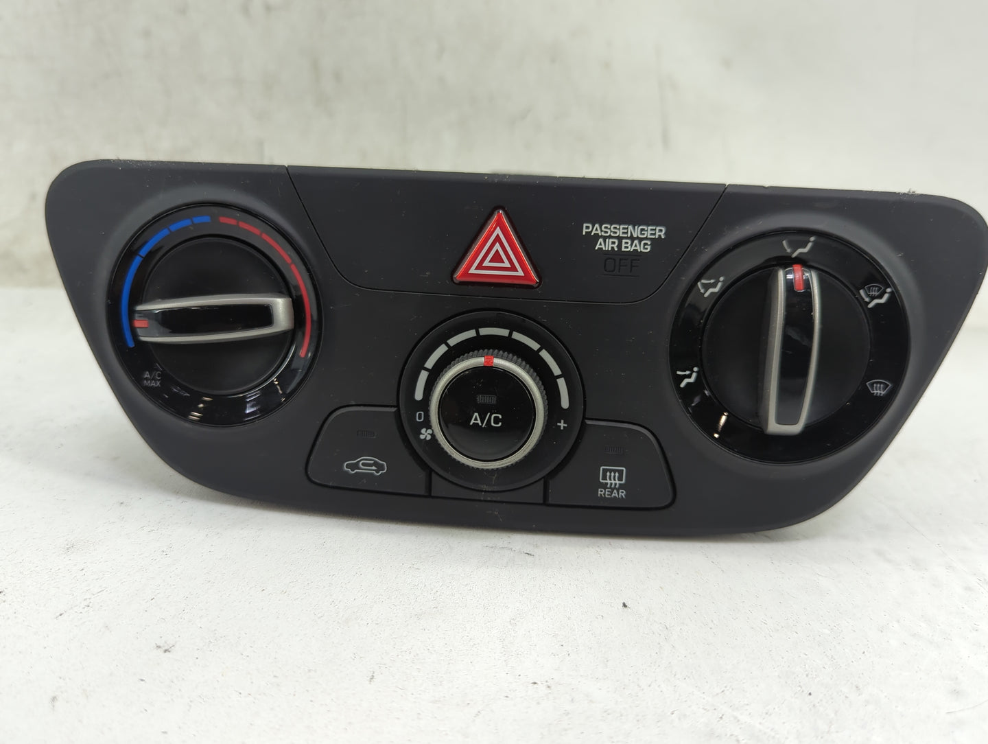 2018-2022 Hyundai Accent Climate Control Module Temperature AC/Heater Replacement P/N:97250J0000RDR Fits OEM Used Auto Parts
